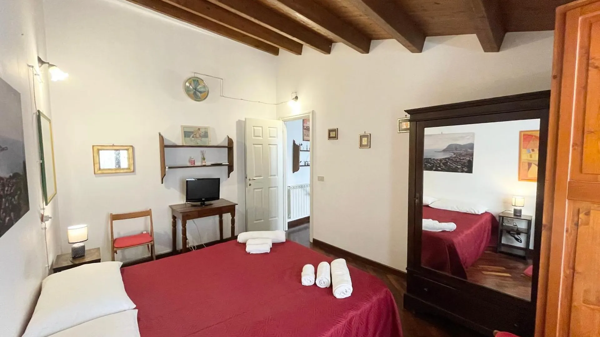 House Quattro Canti Palermo Apartment